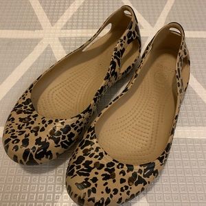 Women’s Leopard Crocs